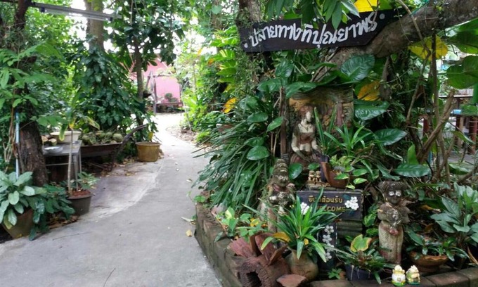 Ban Prok Apartment | บ้านปุณยาพร โฮมสเตย์