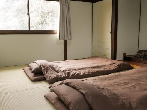 Tsushima House | 一棟貸切の宿 えんの家