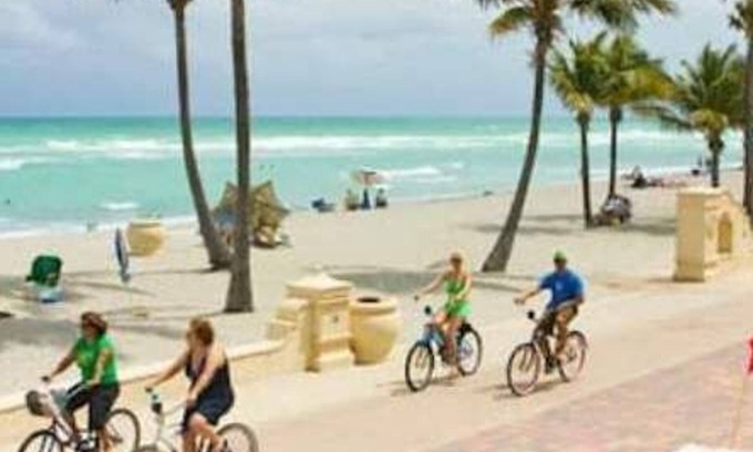 Parkside Apartment | ★彡 BIG DOGS Welcome♡Your 2nd home Beach/Downtown彡★