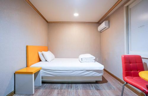 Daeyeon-dong Hotel | 대연동 케이 모텔 K Motel Daeyeon Busan
