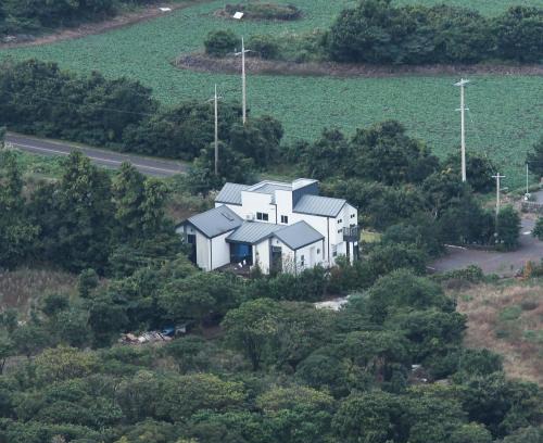 Sehwa-ri House | 철없는펜션