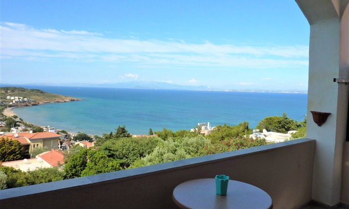 Karfas Apartment | 1-2 Studio with Panoramic Sea View