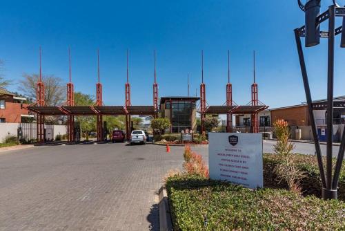 Greater Johannesburg Metropolitan Area Apartment | 1 Bed Apartment @ Jackal Creek Golf Estate