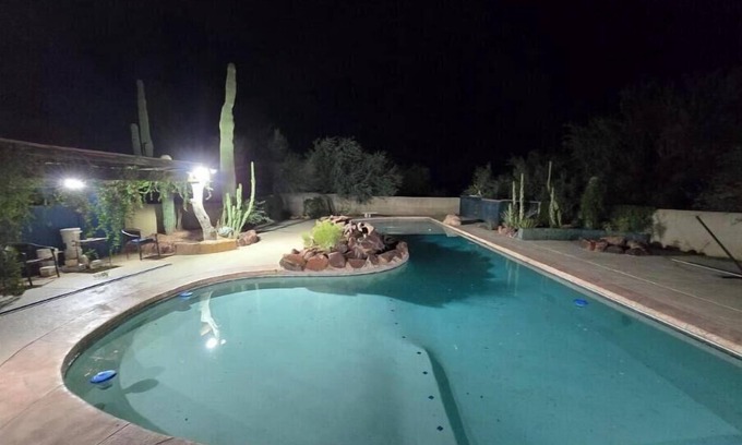 Casas Adobes House | 1 bed, office, kitchen, bath private guesthouse