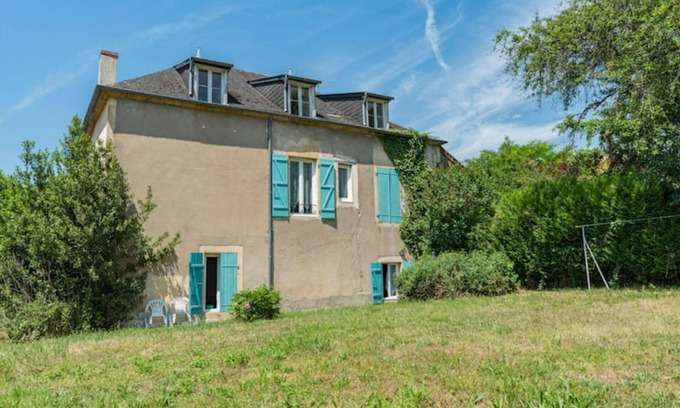 Saint-Honore-les-Bains Apartment | 1 Bedroom Apartment in Saint-HonorÃ©-les-Bains