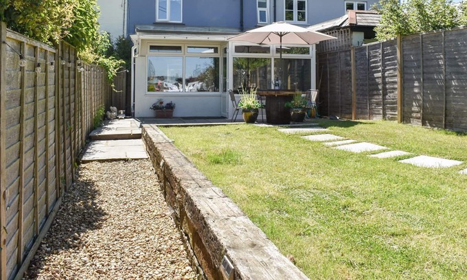 Charlton Marshall Cottage | 1 bedroom accommodation in Blandford Forum