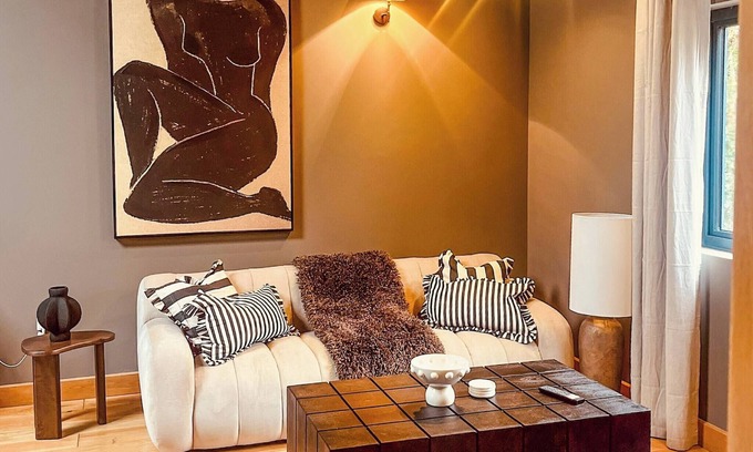 Carnon Downs Ski Chalet | 1 bedroom accommodation in Carnon Downs