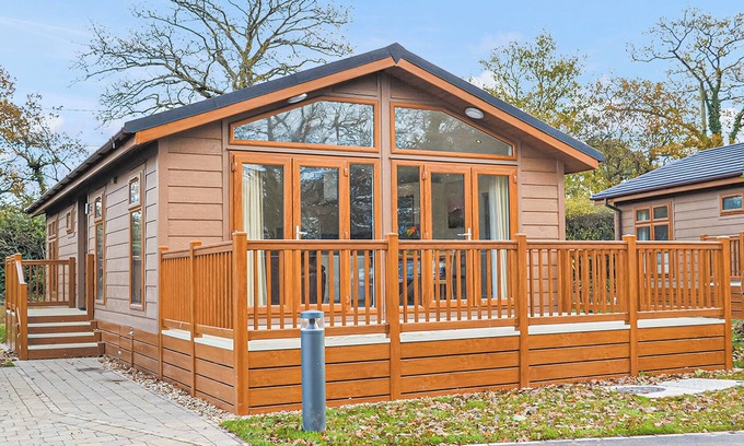 Holton Heath Ski Chalet | 1 bedroom accommodation in Holton Heath