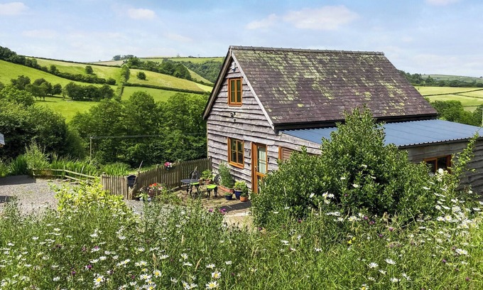 Clun Cottage | 1 bedroom accommodation in Clun, near Craven Arms