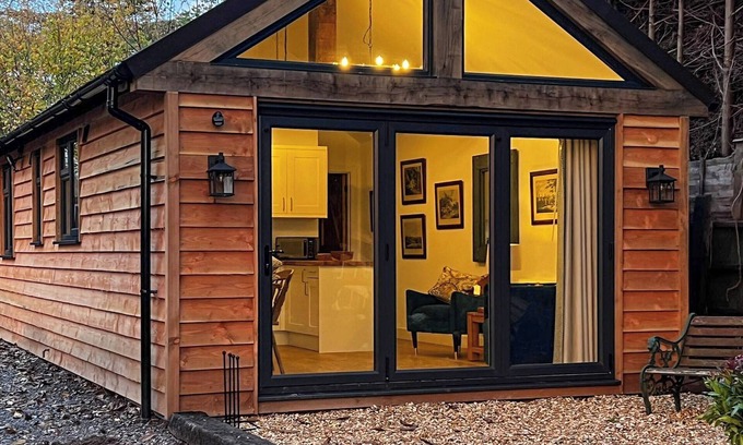 West Meon Cottage | 1 bedroom accommodation in Soberton