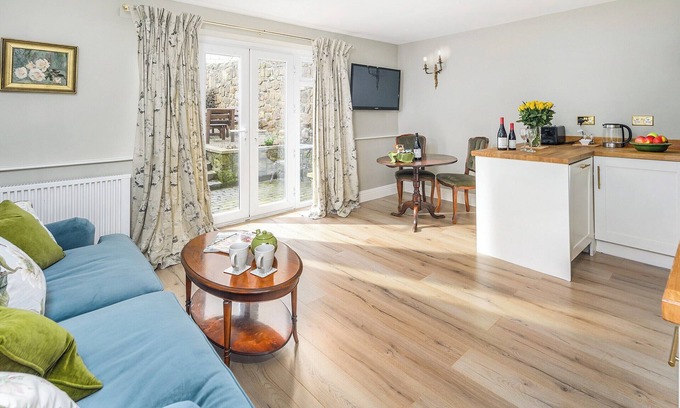 South Charlton Cottage | 1 bedroom accommodation in Alnwick