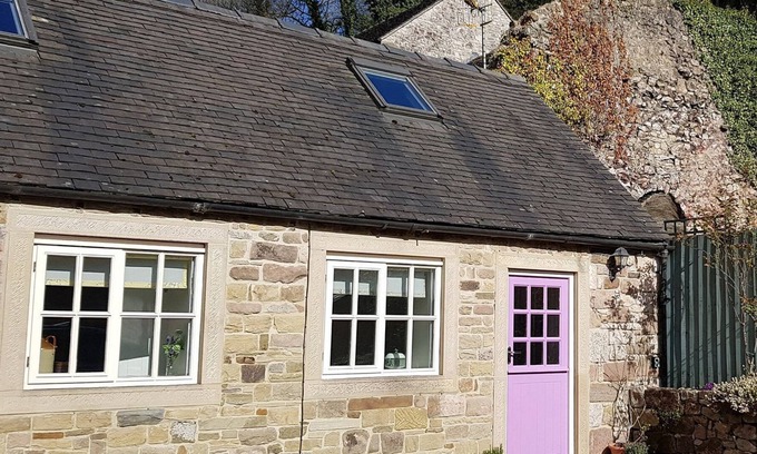 Bonsall Cottage | 1 bedroom accommodation in Bonsall, near Matlock