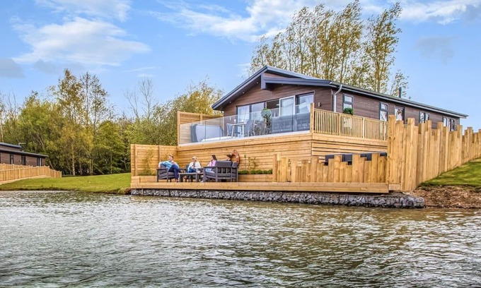 Laceby Ski Chalet | 1 bedroom accommodation in Laceby