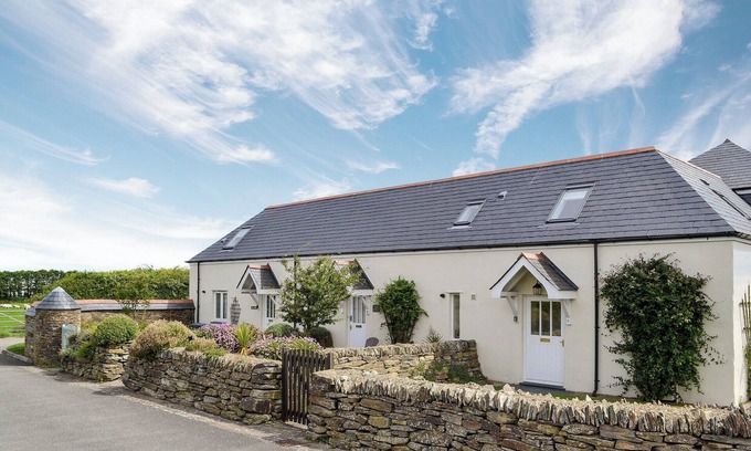 Treator Cottage | 1 bedroom accommodation in Padstow
