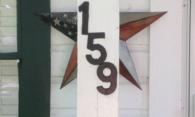 South Yarmouth Cottage | 1 bedroom "Doll house"