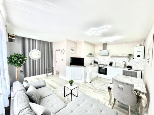 Easton Apartment | 1 Bedroom luxury apartment