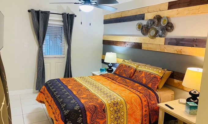 Victoria Park Condo | 1-Bedroom, Private Deck with Shady Mango Tree