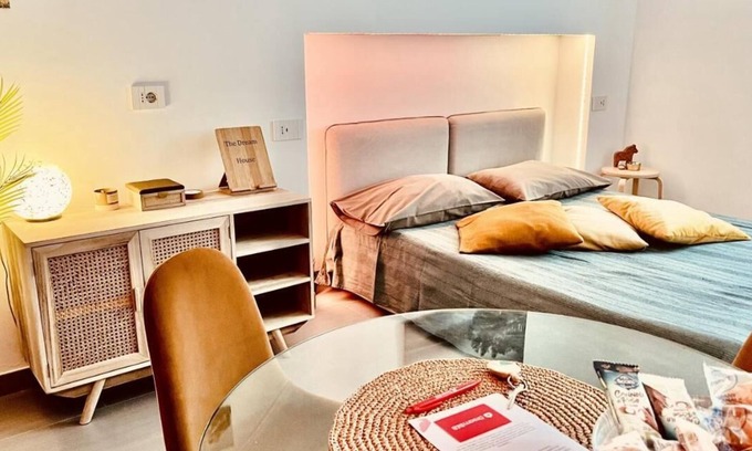 Termini House | 1 Bedroom Private vacation home in Termini