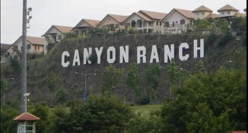 Carmona Apartment | 1 bedroom townhouse