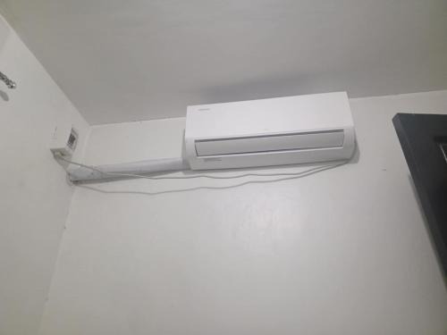 Angono House | 1 Bedroom Townhouse with Airconditon ,Water heater and free wifi,fully furnished