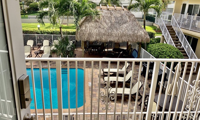 Hillsboro Beach Condo | 1 Block to the Beach! Pool! Immaculate!