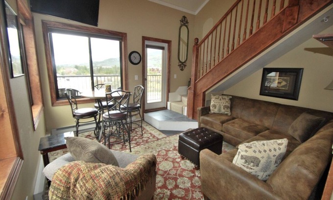Mountain House Condo | 1 BR 2 BA Beautiful Summer/Fall! Deck, Big Mt. Views, Fireplace, HotTub, Firepit