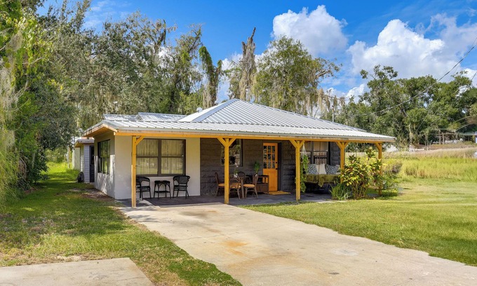 Arcadia House | < 1 Mi to Downtown Arcadia: Tranquil Wooded Escape