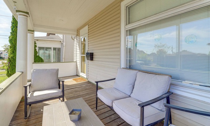 Steubenville House | 1 Mi to Dtwn & Franciscan University: Home w/Yard