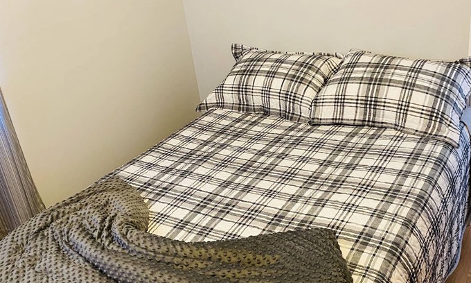 McNamee Cabin | 10 Acre Nature Getaway - Cottage on the Miramichi River w/ Walking Trail Access