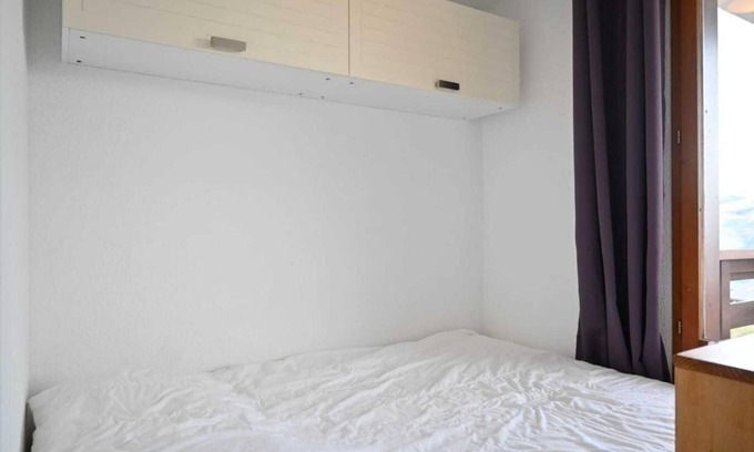 Vallandry Apartment | 100m from ski slopes, Ground floor, balcony, tv, ski locker, 25m², Peisey-Vallandry