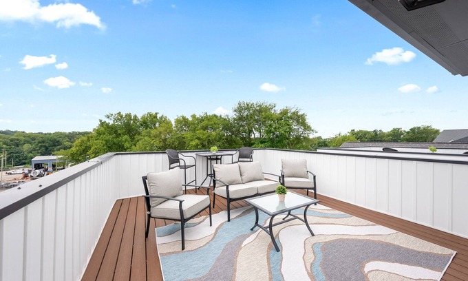 Clarksville House | 1014 Franklin Street