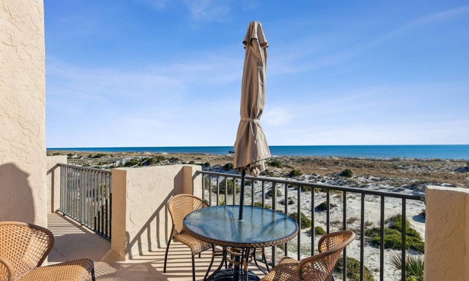 American Beach House | 105 Sailmaker - Beautiful 3 BR Oceanfront