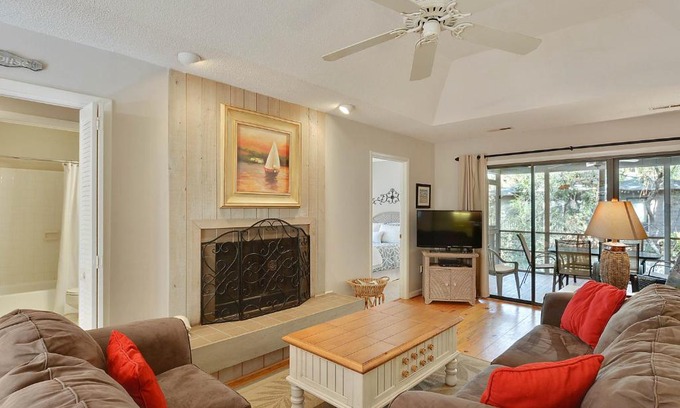 West Beach House | 1070 Sparrow Pond Cottage