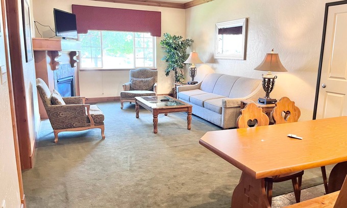 Zermatt Villa | 1087/89 4-Star Zermatt 2B2B Villa Near Park City