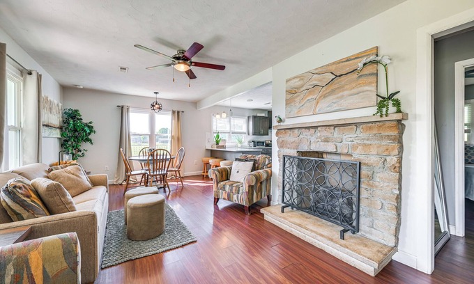 Somerset House | 11 Mi to Lake: Rural Family Getaway w/Fire Pit!