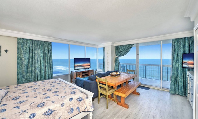 Ortona Park Condo | 1113-Private Balcony -Pools Closed -Panoramic View
