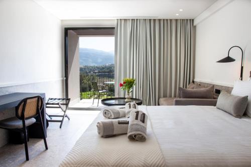 Aigio Apartment | 11Suites