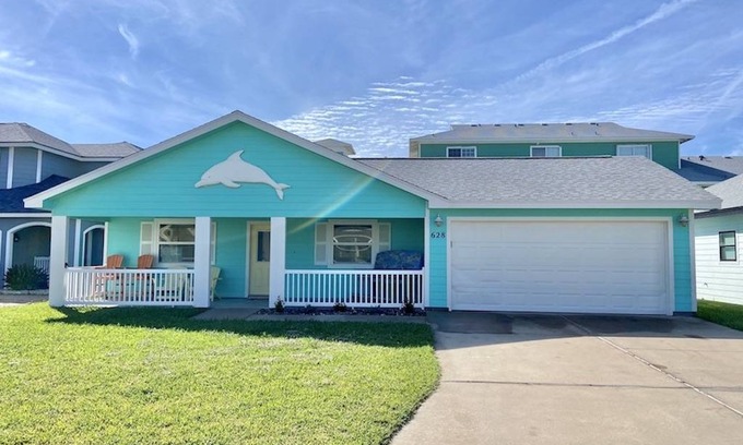 Safe Harbor House | 126 m² House ∙ 3 bedrooms ∙ 8 guests