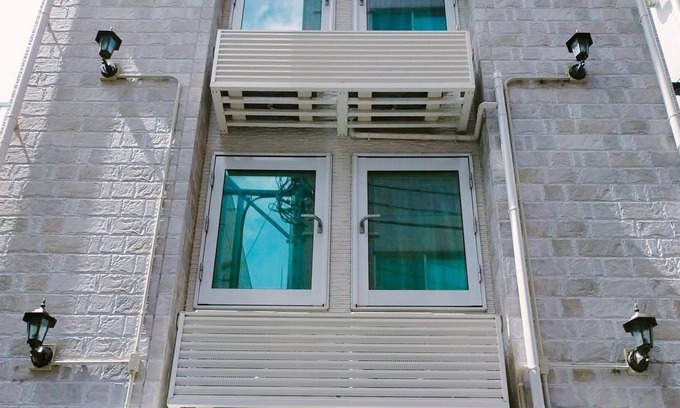 Nakano House | 12PPLHouse welevator near Shinjuku / Nakano-ku Tokyo