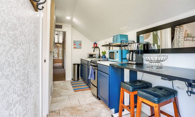 Northwest Orlando House | 13 Mi to Wekiwa Springs: Rustic Cabin on 8 Acres