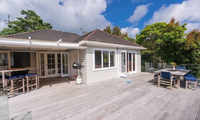 Birkenhead Apartment | 133 Hinemoa Street, Birkenhead