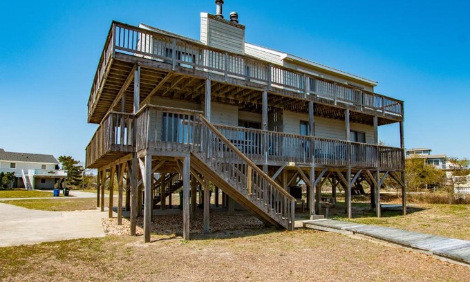 Whalehead Beach House | 1484 - Beachin It by Resort Realty
