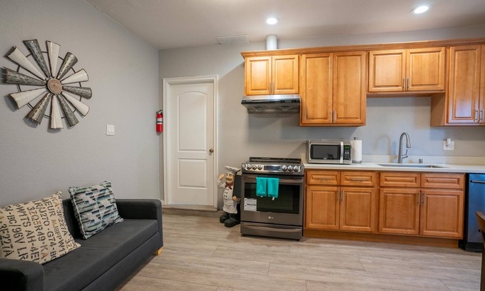 East San Jose House | 16 Guests❤️6BR/3BA/Private❤️Comfy/Quiet/Convenient