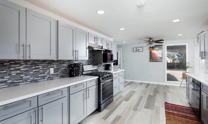 Cottonwood-Verde Village House | 18 Mins to Sedona - 6BR/3BA Newly Renovated House