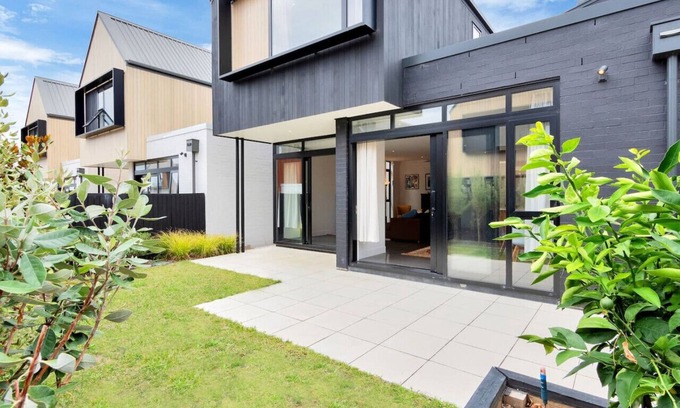 Hobsonville Apartment | 18 Nevill Rd, Hobsonville