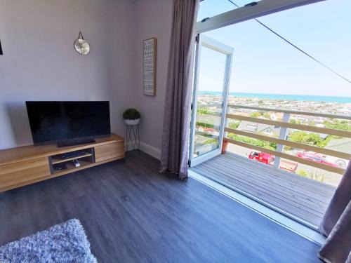 Oamaru House | 180 degrees sea view 180度全海景房