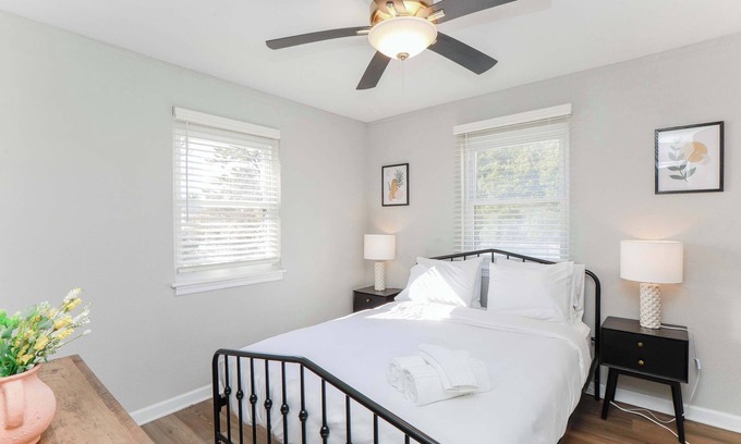 Bayview Apartment | 1866 EOV Haven Suite