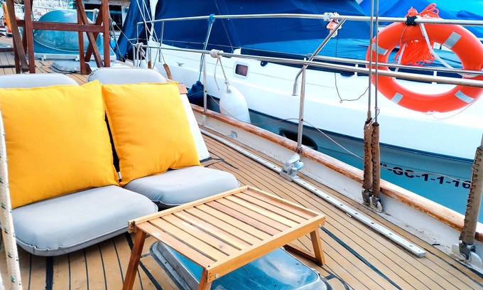 Las Palmas de Gran Canaria Boat Rental | 1983goleta