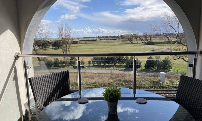 Carnoustie Hotel | 19th Hole Hotel