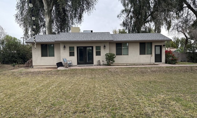 Camelback East House | 1Bed 1 Bath Guest House